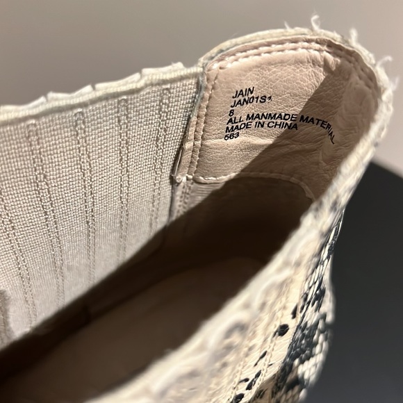 Steve Madden Jain Snakeskin Boot - Picture 6 of 6